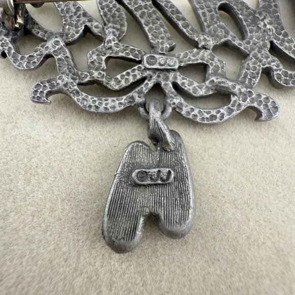 Vintage JJ Jonette Dance Pin Brooch Ballet Slippers Pewter Bow Dangle Accessorie - Picture 5 of 5